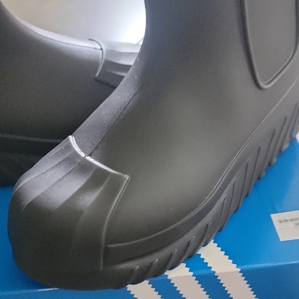 Adidas Adifoam Superstar Black Waterproof Boots - Picture 12 of 12